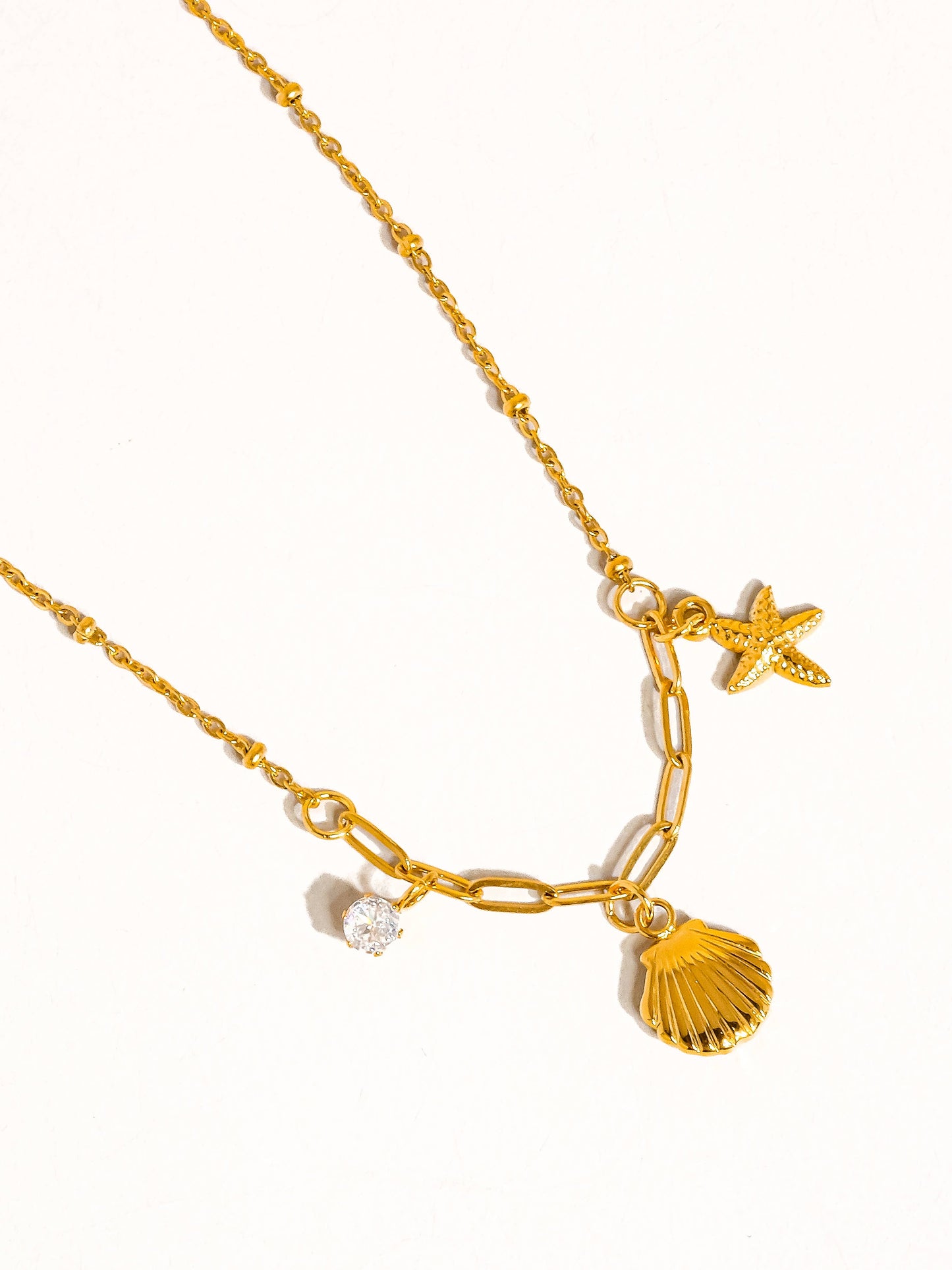 Roshell 18K Gold Non-Tarnish Shell and Start Necklace: Yellow Gold