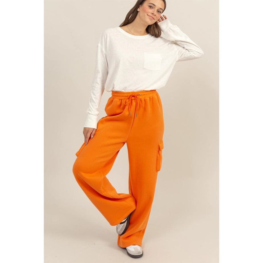 HIGH-WAIST CARGO SWEATPANT