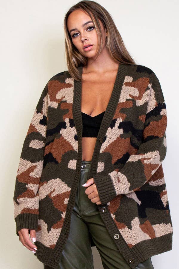 Dila MULTI COLOR CAMOUFLAGE PATTERN KNIT CARDIGAN: Camo /