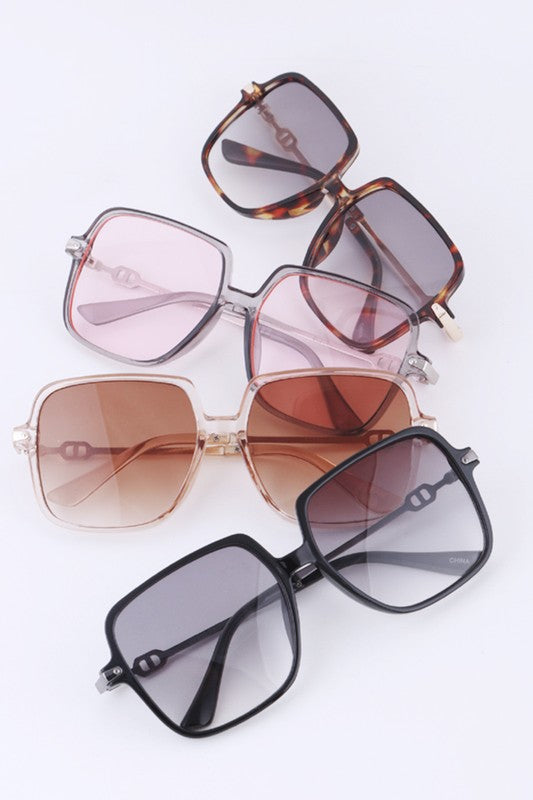 Retro Iconic Square Sunglasses