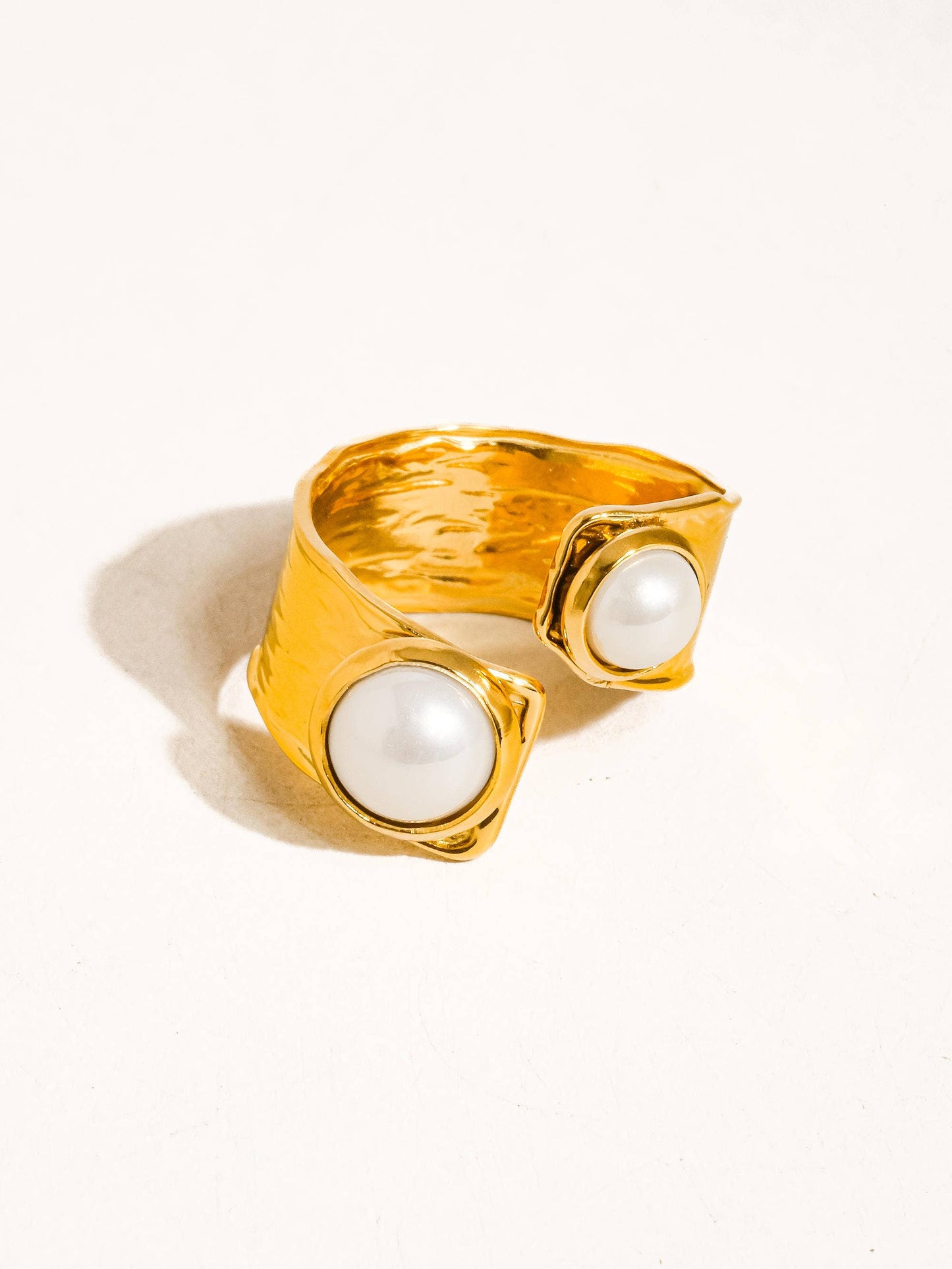 Chœur 18K Gold Non-Tarnish Pearl Abstract Ring