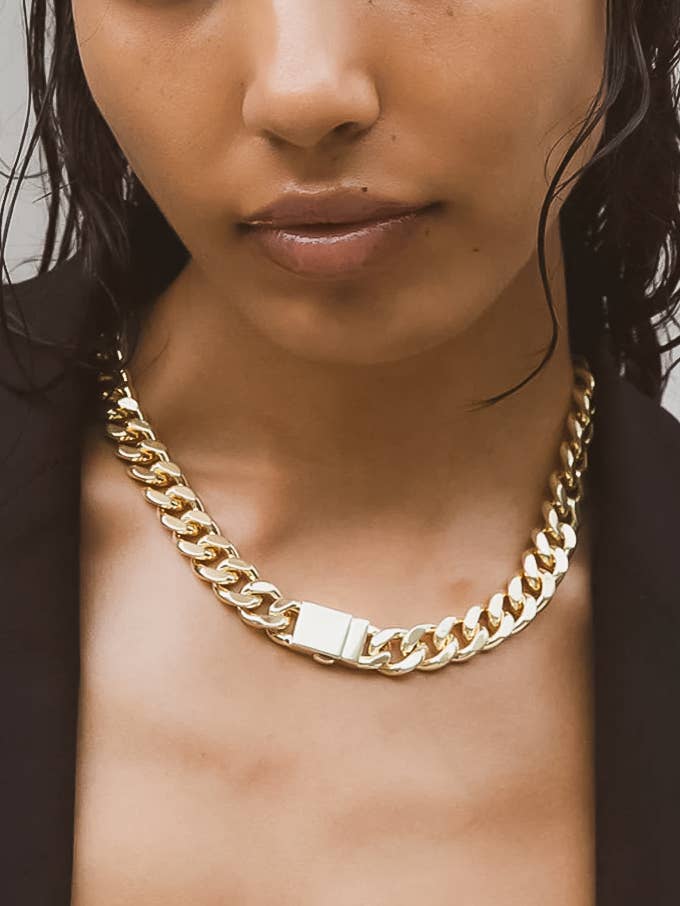 Willie 18K Gold Non-Tarnish Classic Bold Chain Necklace: Yellow Gold