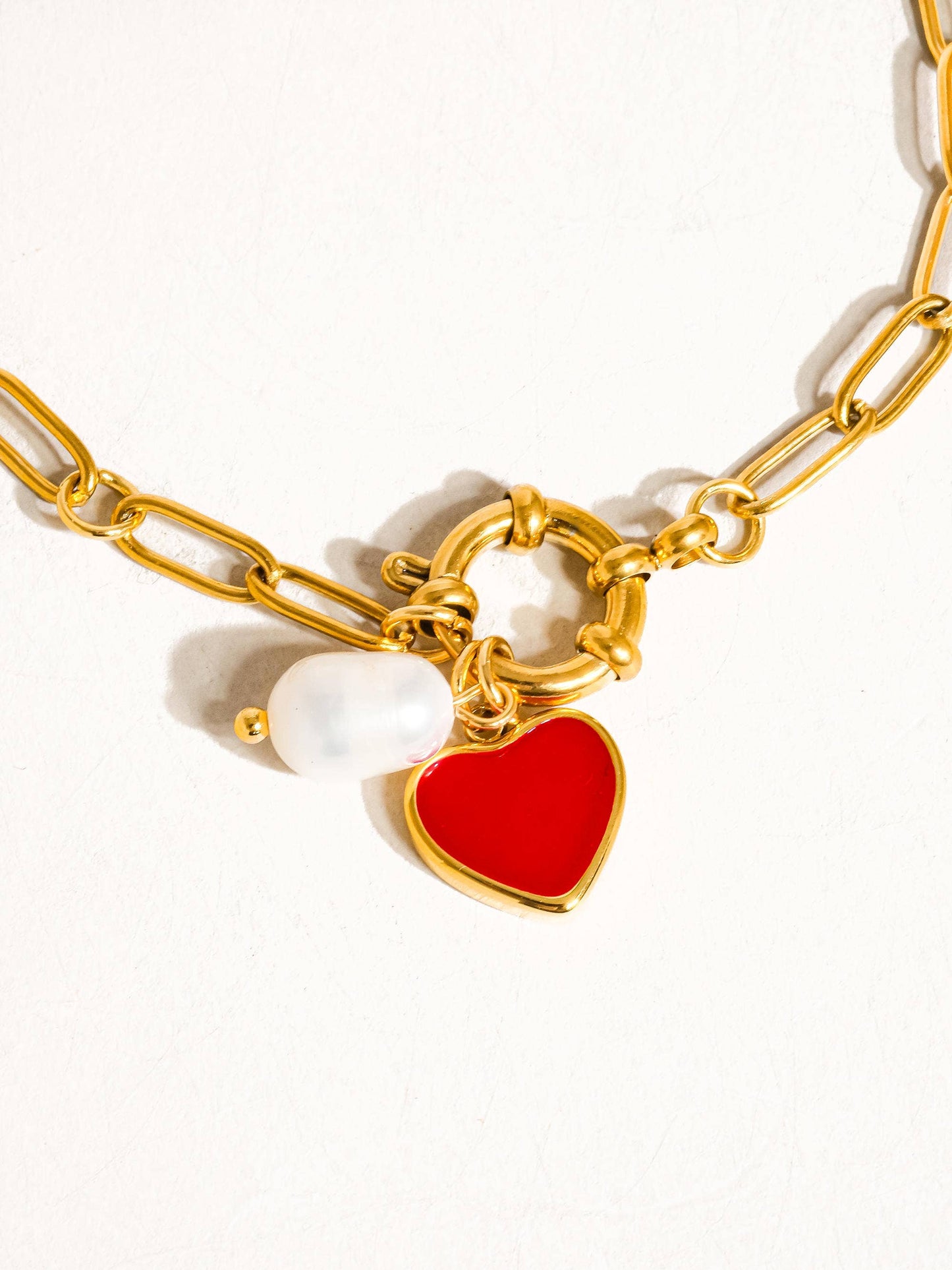 Eulalie 18K Gold Non-Tarnish Heart Pearl Chain Bracelet: Red