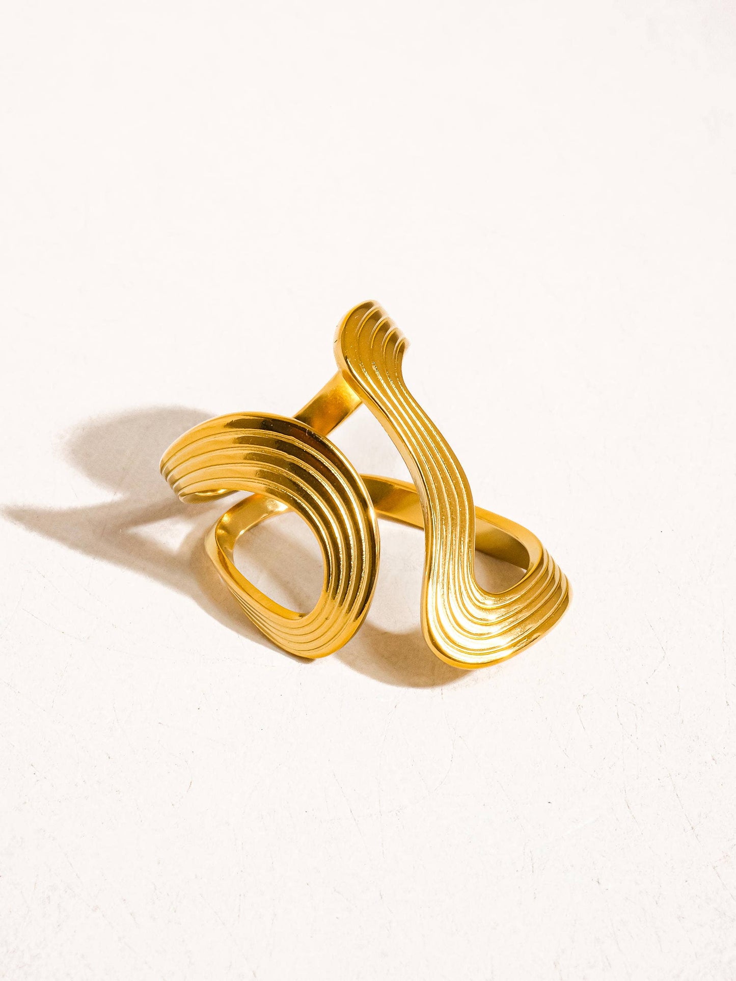 Xena 18K Gold Non-Tarnish Wavy Abstract Ring