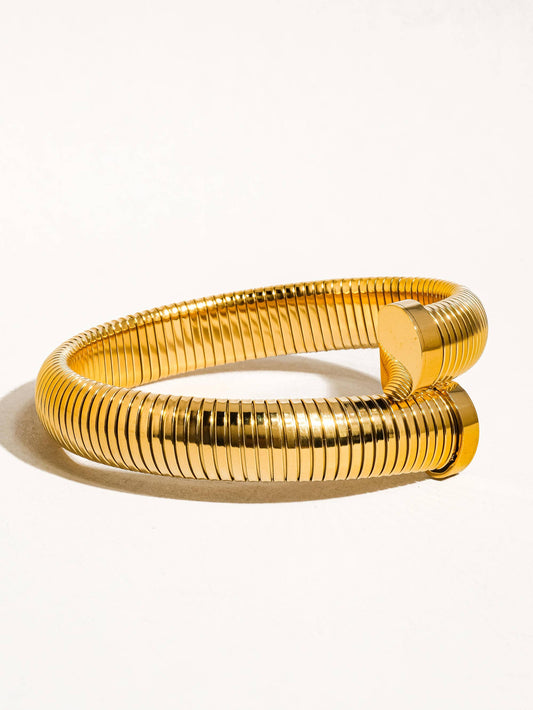 Dehors 18K Gold Non-Tarnish Bold Bangle: Yellow Gold