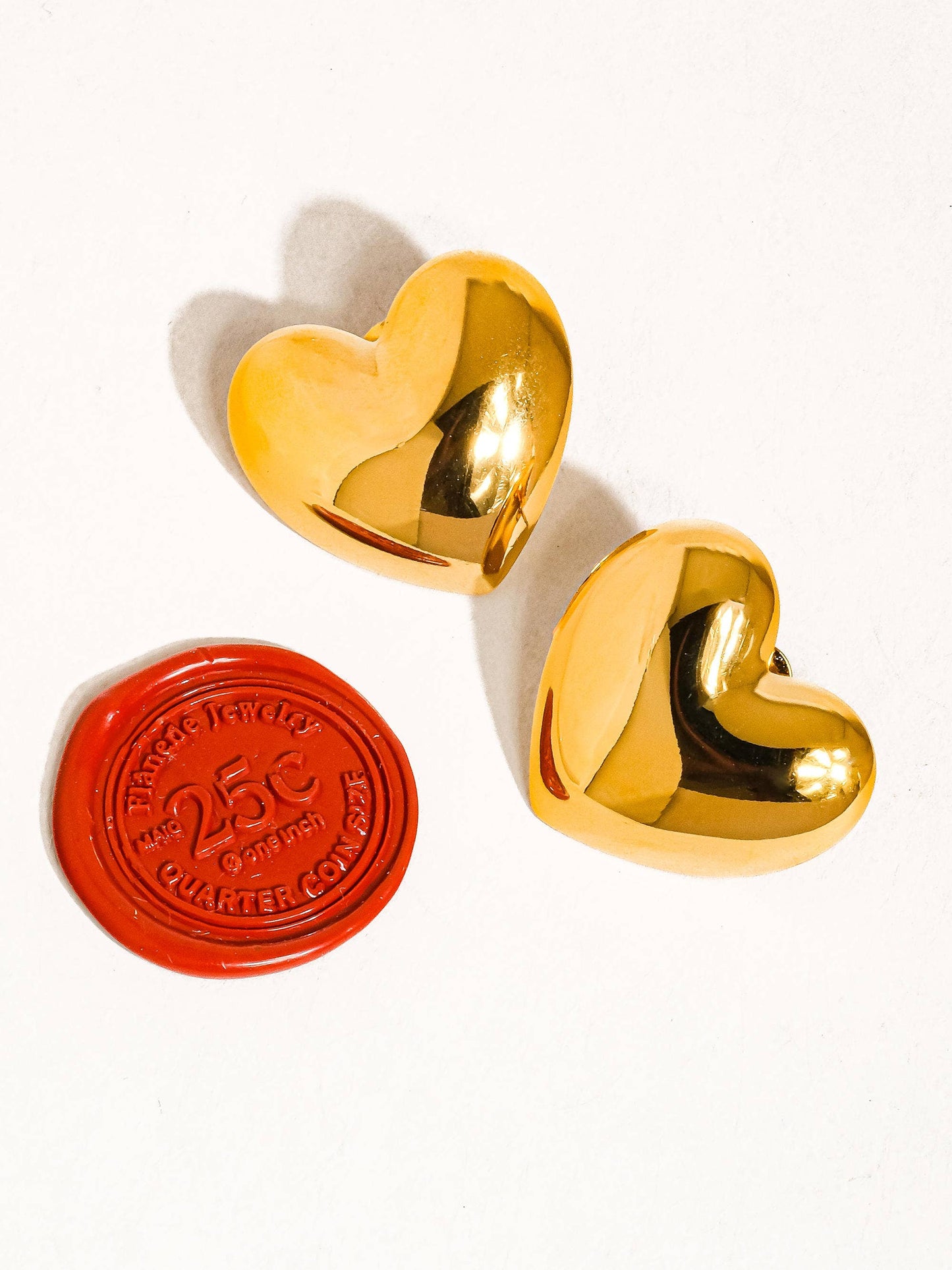 Chantilly 18K Gold Non-Tarnish Classic Heart Stud: Yellow Gold