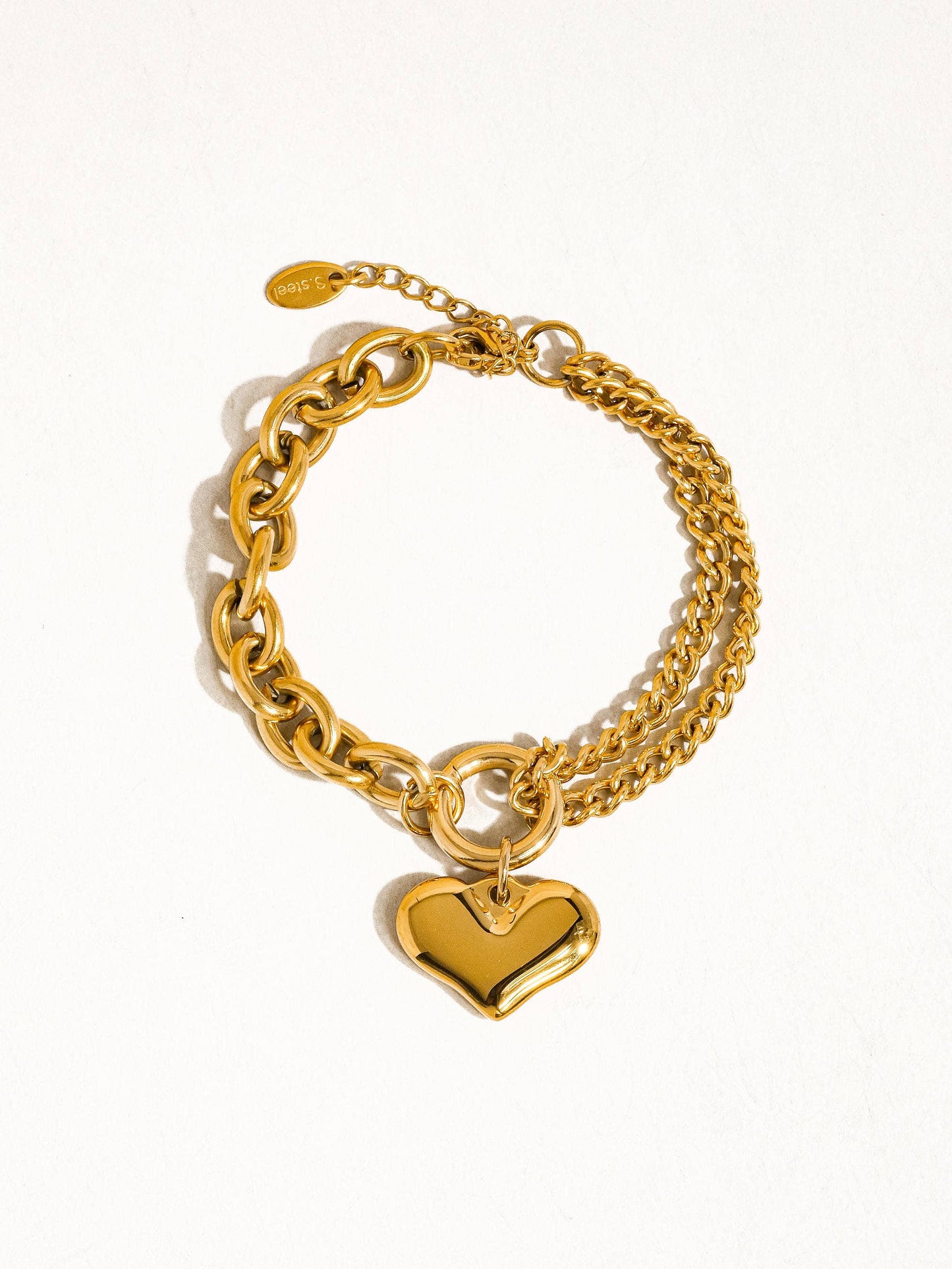 Allure 18K Gold Non-Tarnish Heart Chain Bracelet: Yellow Gold