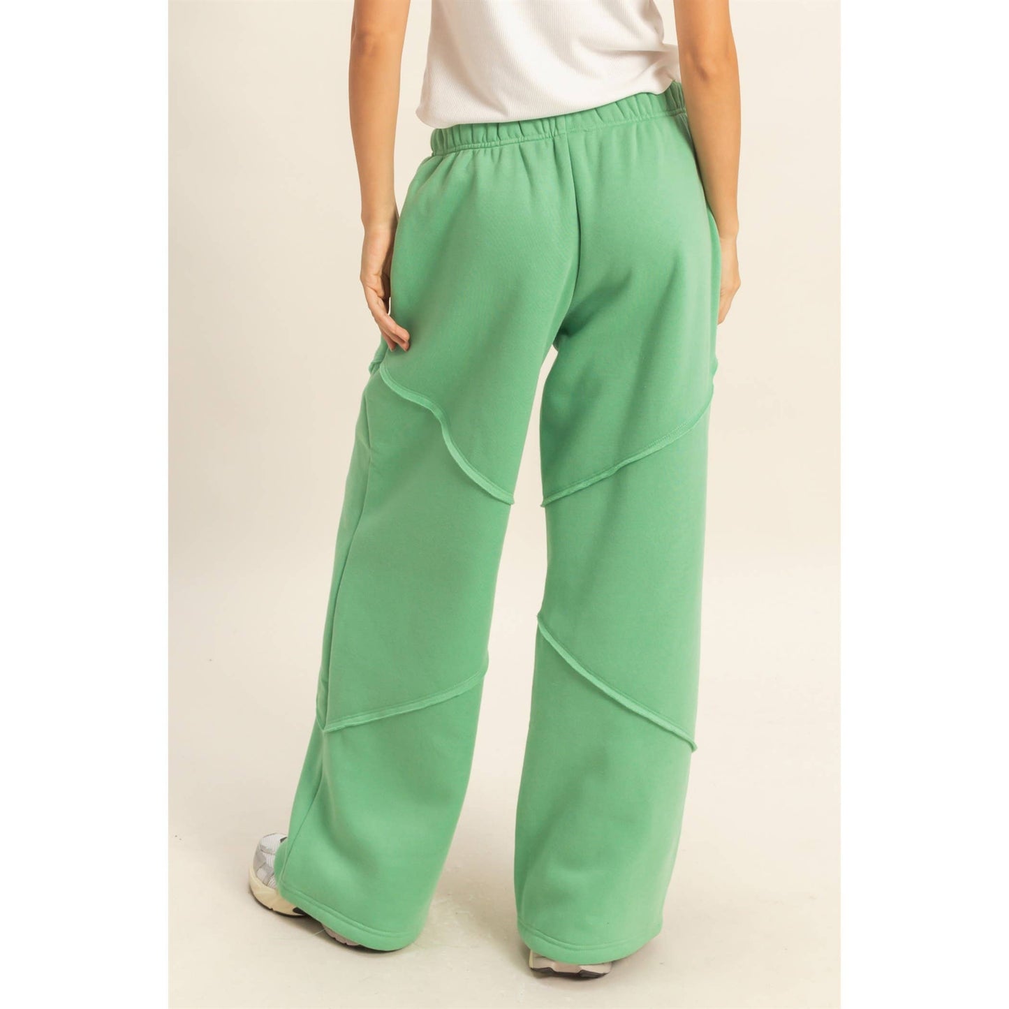Relaxed-Fit Jogger Pants With Pocket Detail: GREEN