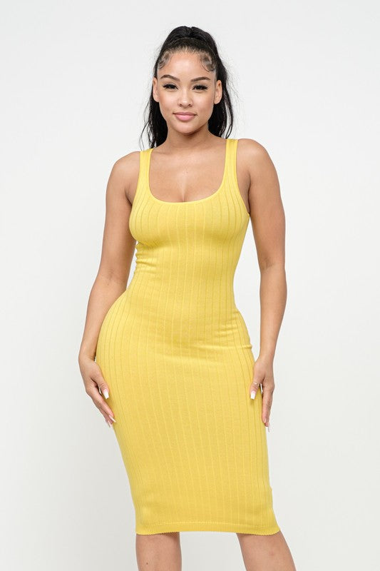 Midi yellow ribbed dress